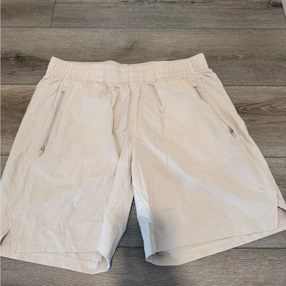 Men’s gym shorts